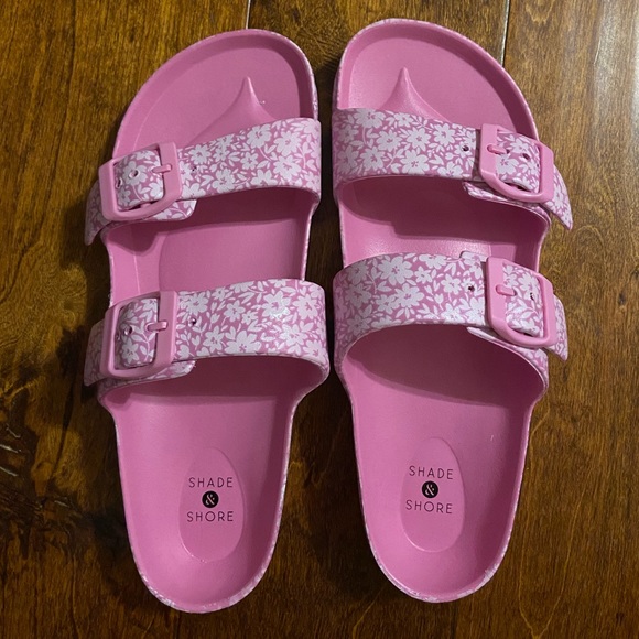 Shade & Shore Shoes - New! Pink Target Sandals 💗Size 7!